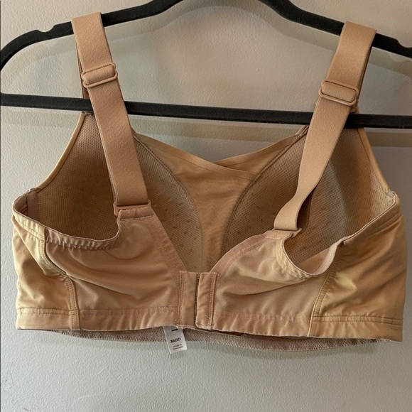 Livi Active Tan sports bra 36DD - Picture 3 of 6